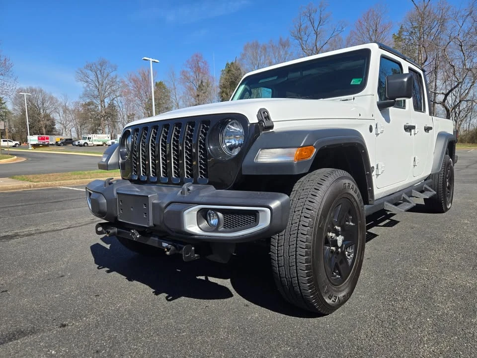 2023 Jeep JT Gladiator - Image 3 of 11