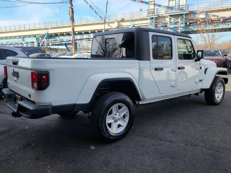 2023 Jeep JT Gladiator - Image 5 of 12