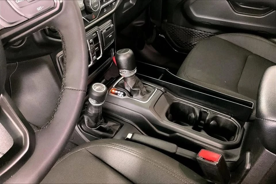 2023 Jeep JT Gladiator - Image 16 of 19