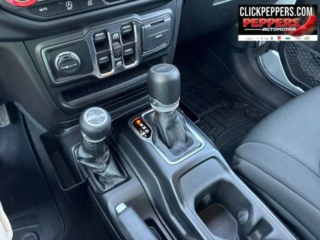 2023 Jeep JT Gladiator - Image 18 of 19