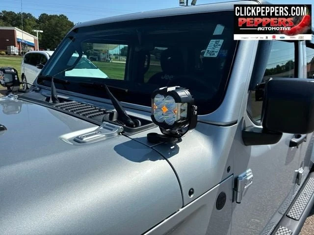 2023 Jeep JT Gladiator - Image 3 of 19