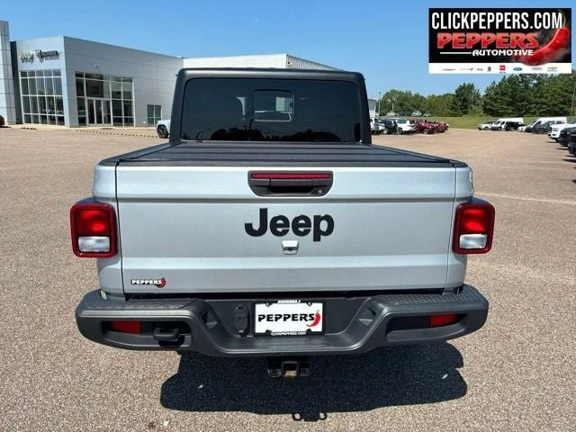 2023 Jeep JT Gladiator - Image 7 of 19