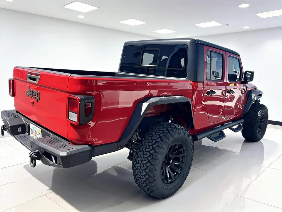 2023 Jeep JT Gladiator - Image 3 of 4