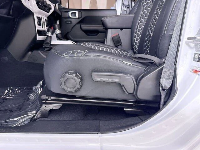 2023 Jeep JT Gladiator - Image 12 of 20
