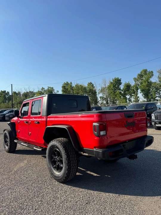 2023 Jeep JT Gladiator - Image 8 of 15