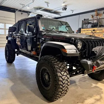 2023 Jeep Gladiator Sport S Max Tow