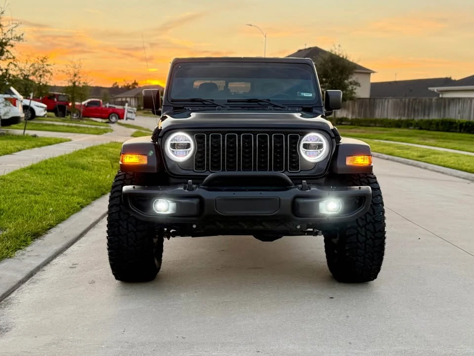 2023 Jeep JT Gladiator - Image 7 of 15