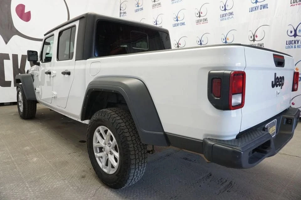 2023 Jeep JT Gladiator - Image 4 of 16