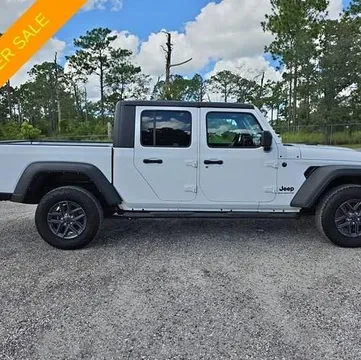 2023 Jeep Gladiator Sport S