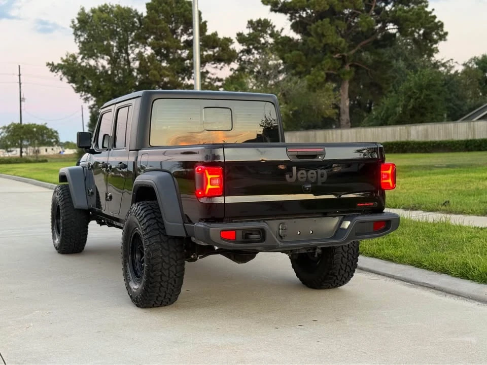 2023 Jeep JT Gladiator - Image 6 of 15