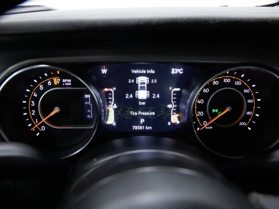2023 Jeep JT Gladiator - Image 18 of 20