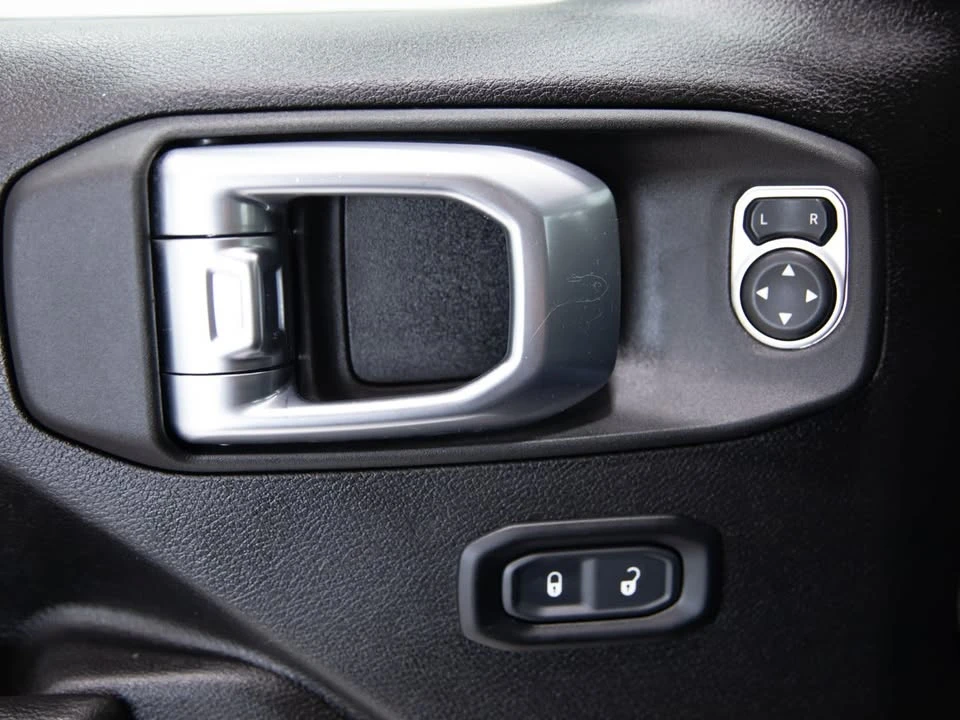 2023 Jeep JT Gladiator - Image 15 of 20