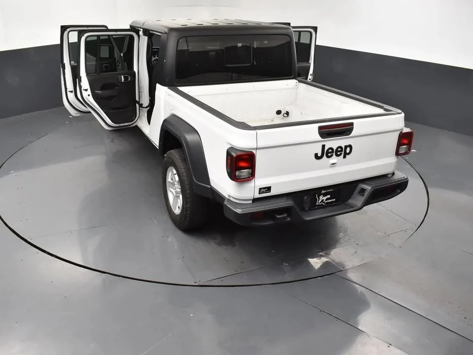 2023 Jeep JT Gladiator - Image 12 of 20
