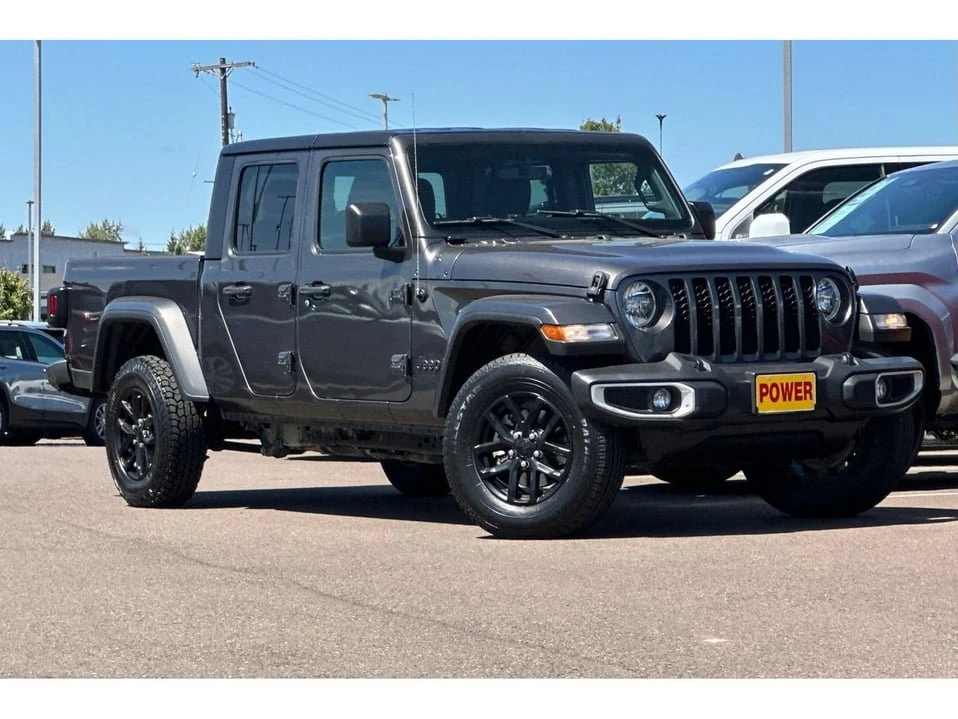 2023 Jeep JT Gladiator - Image 2 of 10