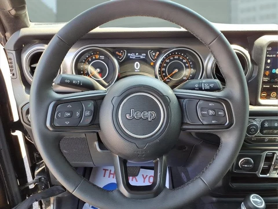 2023 Jeep JT Gladiator - Image 11 of 20