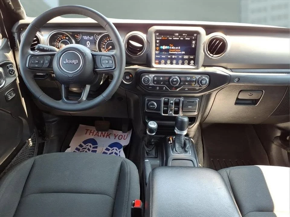 2023 Jeep JT Gladiator - Image 19 of 20