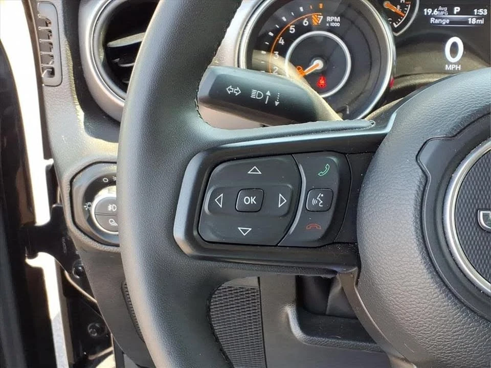 2023 Jeep JT Gladiator - Image 12 of 20