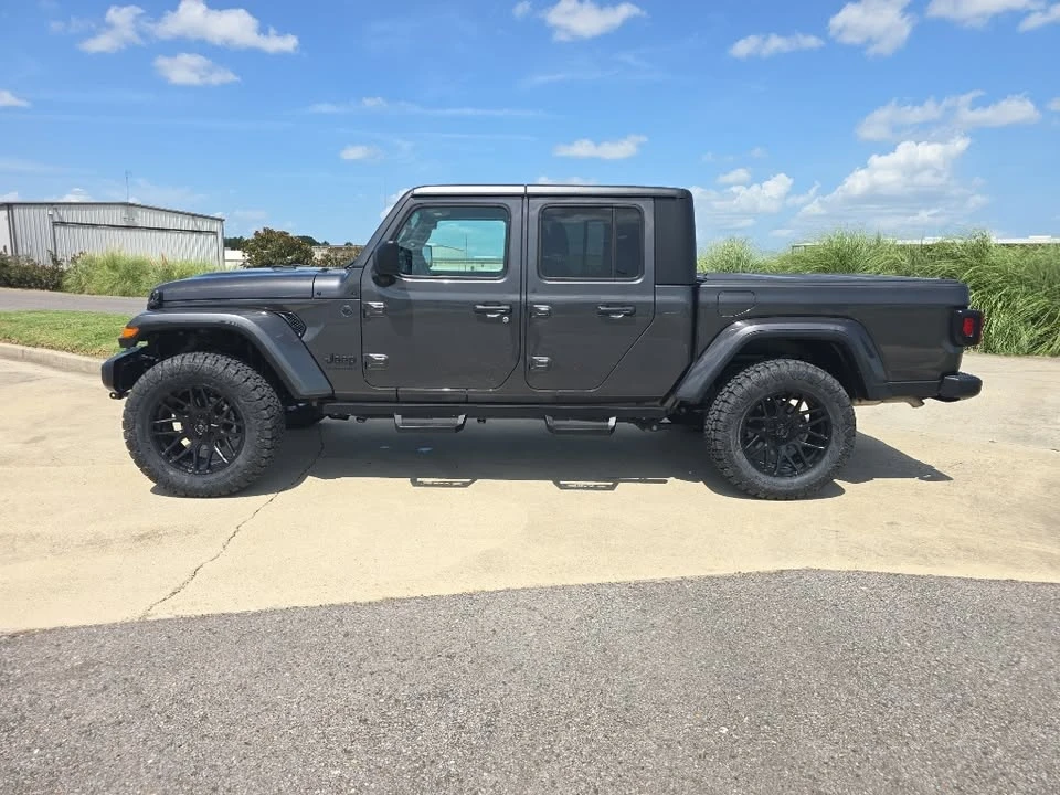 2023 Jeep JT Gladiator - Image 10 of 20