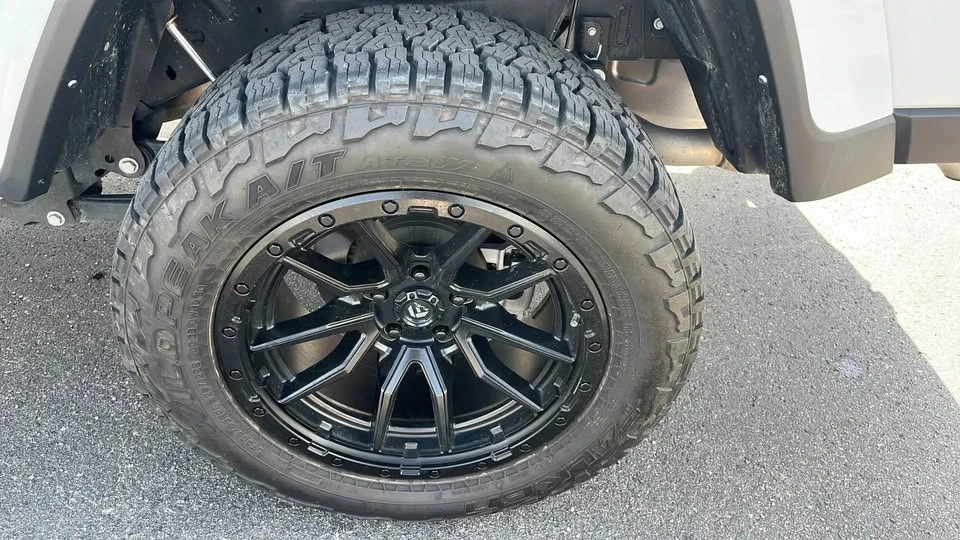 2023 Jeep JT Gladiator - Image 17 of 17