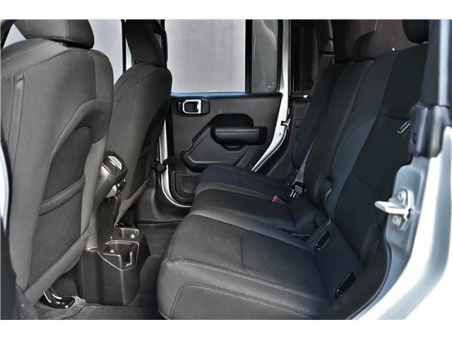 2023 Jeep JT Gladiator - Image 14 of 16