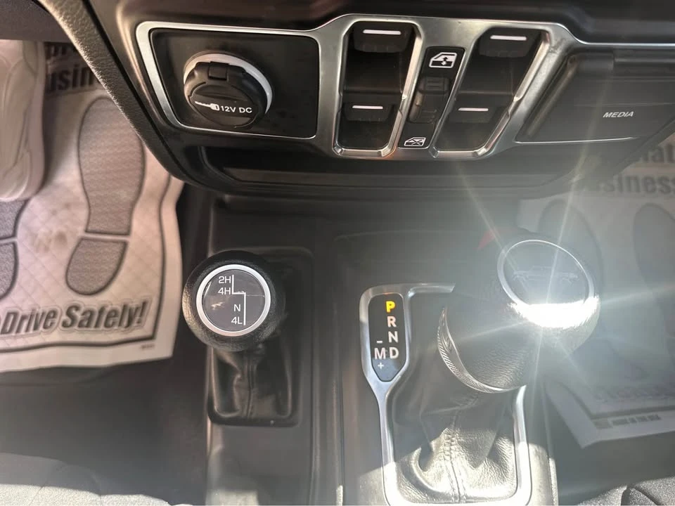 2023 Jeep JT Gladiator - Image 11 of 19