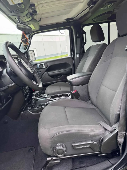 2023 Jeep JT Gladiator - Image 6 of 9