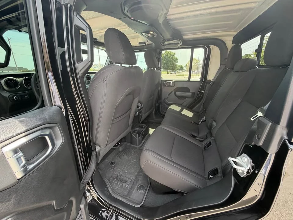 2023 Jeep JT Gladiator - Image 12 of 20