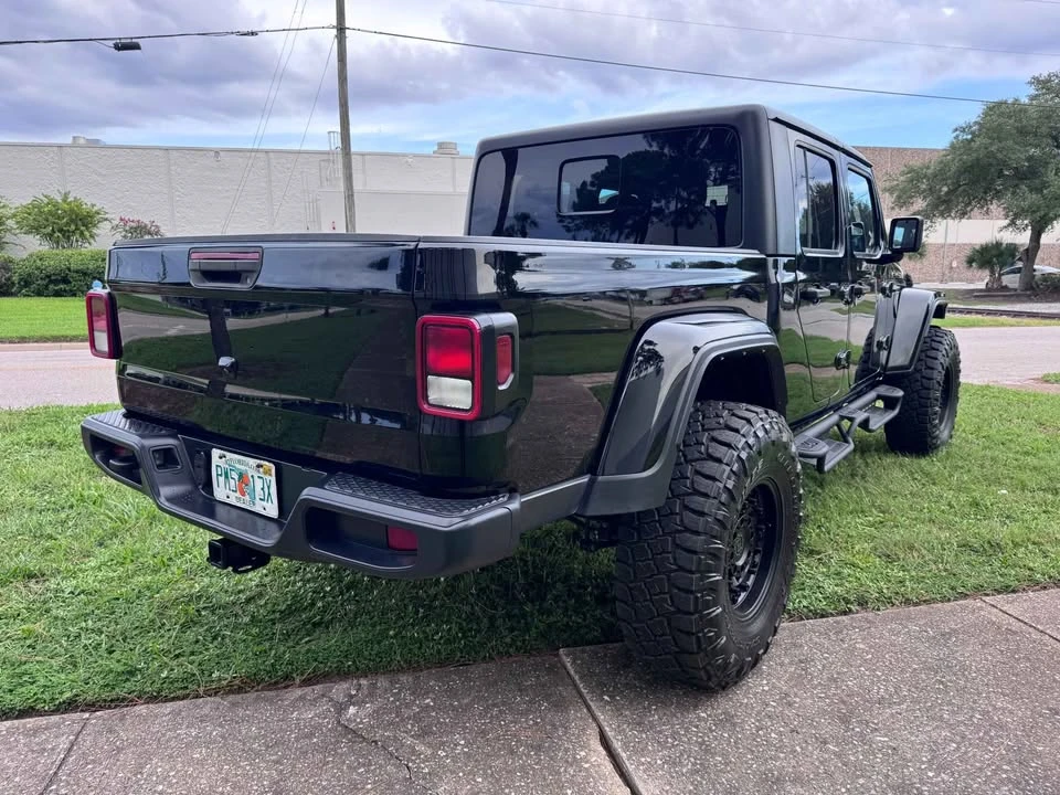 2023 Jeep JT Gladiator - Image 4 of 9