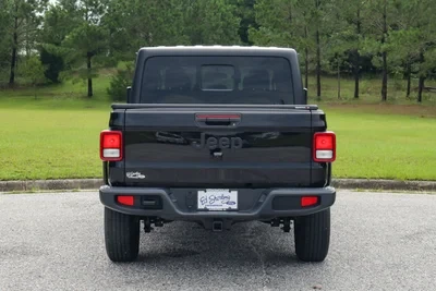 2023 Jeep JT Gladiator - Image 4 of 20