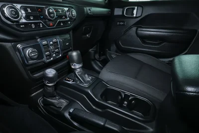 2023 Jeep JT Gladiator - Image 13 of 20