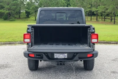 2023 Jeep JT Gladiator - Image 8 of 20