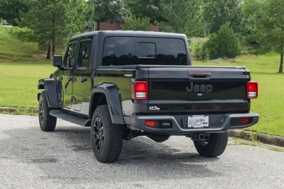 2023 Jeep JT Gladiator - Image 3 of 20