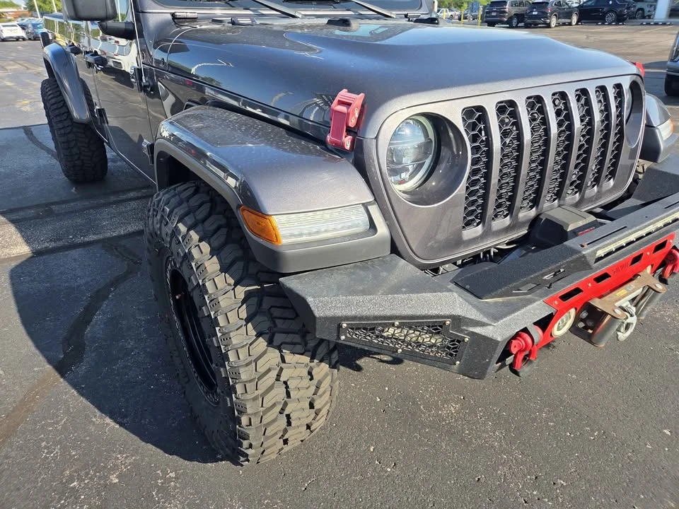 2023 Jeep JT Gladiator - Image 8 of 17