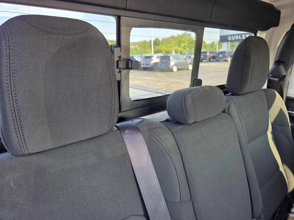 2023 Jeep JT Gladiator - Image 12 of 17