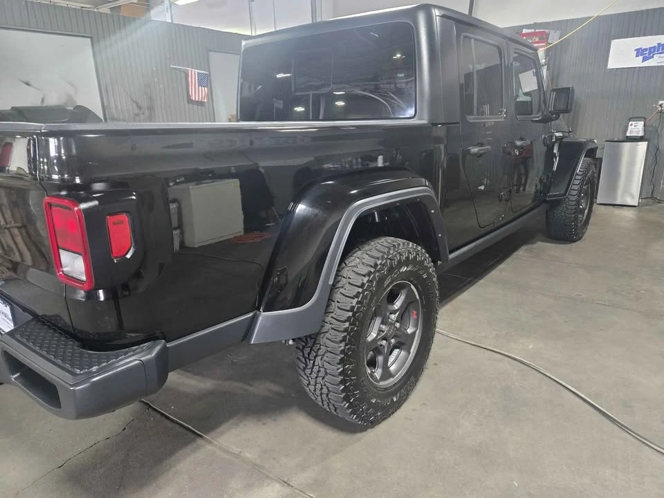 2023 Jeep JT Gladiator - Image 17 of 17