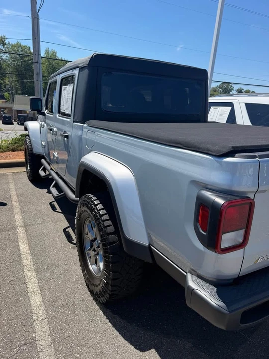 2023 Jeep JT Gladiator - Image 3 of 8
