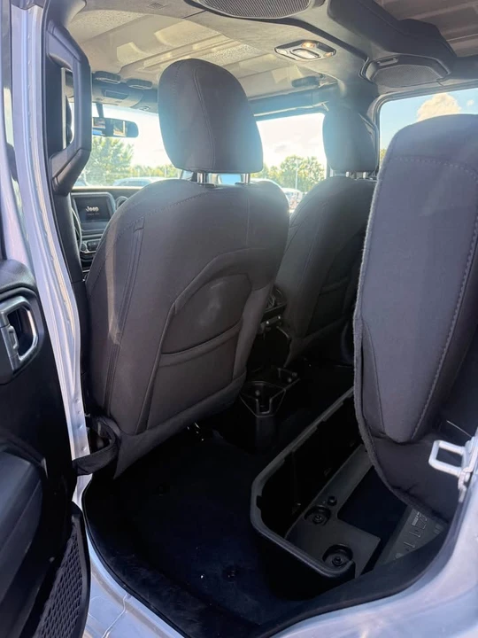 2023 Jeep JT Gladiator - Image 7 of 8