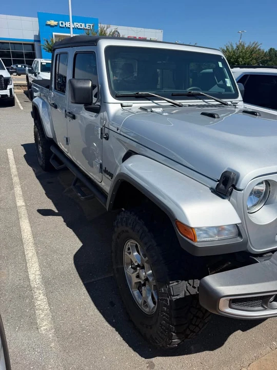 2023 Jeep JT Gladiator - Image 6 of 8