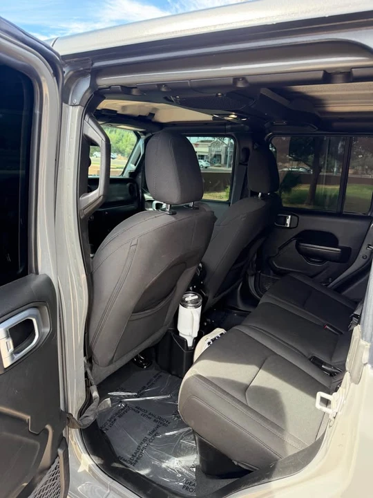 2023 Jeep JT Gladiator - Image 8 of 17