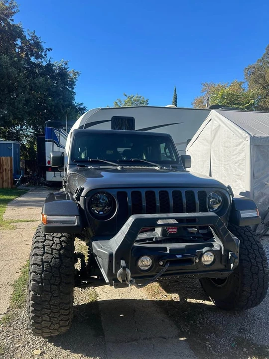 2023 Jeep JT Gladiator - Image 7 of 15