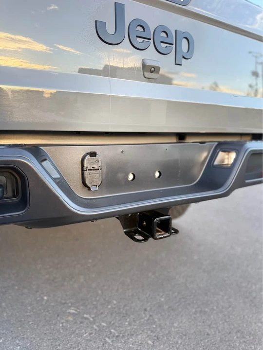 2023 Jeep JT Gladiator - Image 17 of 18