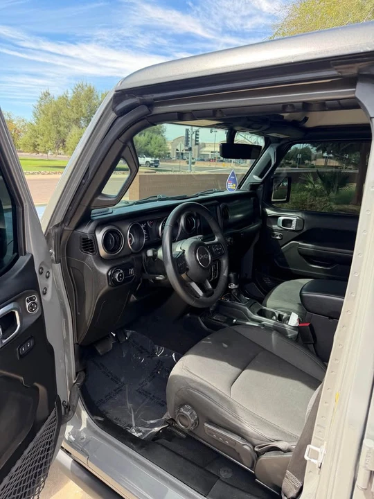 2023 Jeep JT Gladiator - Image 7 of 17