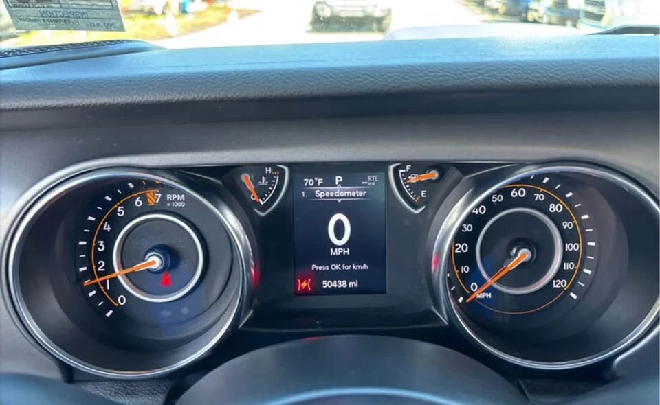2023 Jeep JT Gladiator - Image 6 of 13
