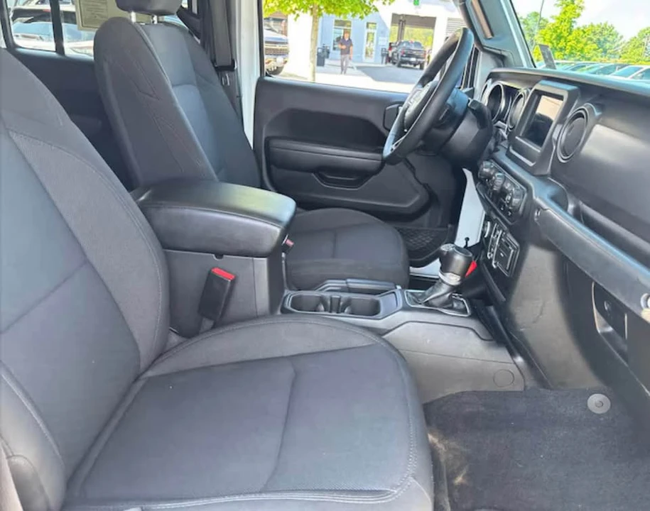 2023 Jeep JT Gladiator - Image 10 of 13