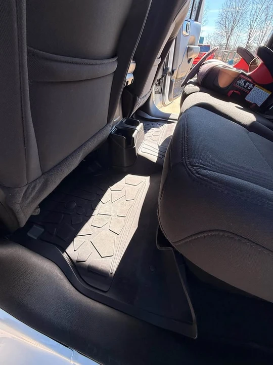 2023 Jeep JT Gladiator - Image 13 of 15