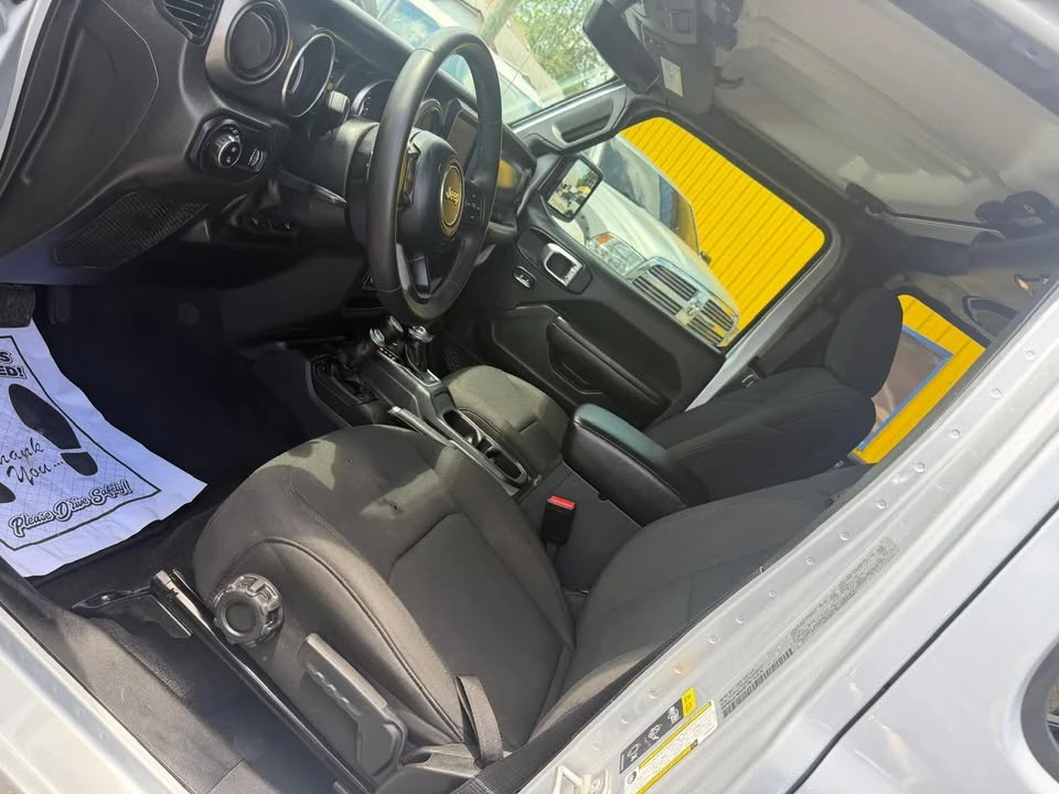 2023 Jeep JT Gladiator - Image 15 of 20