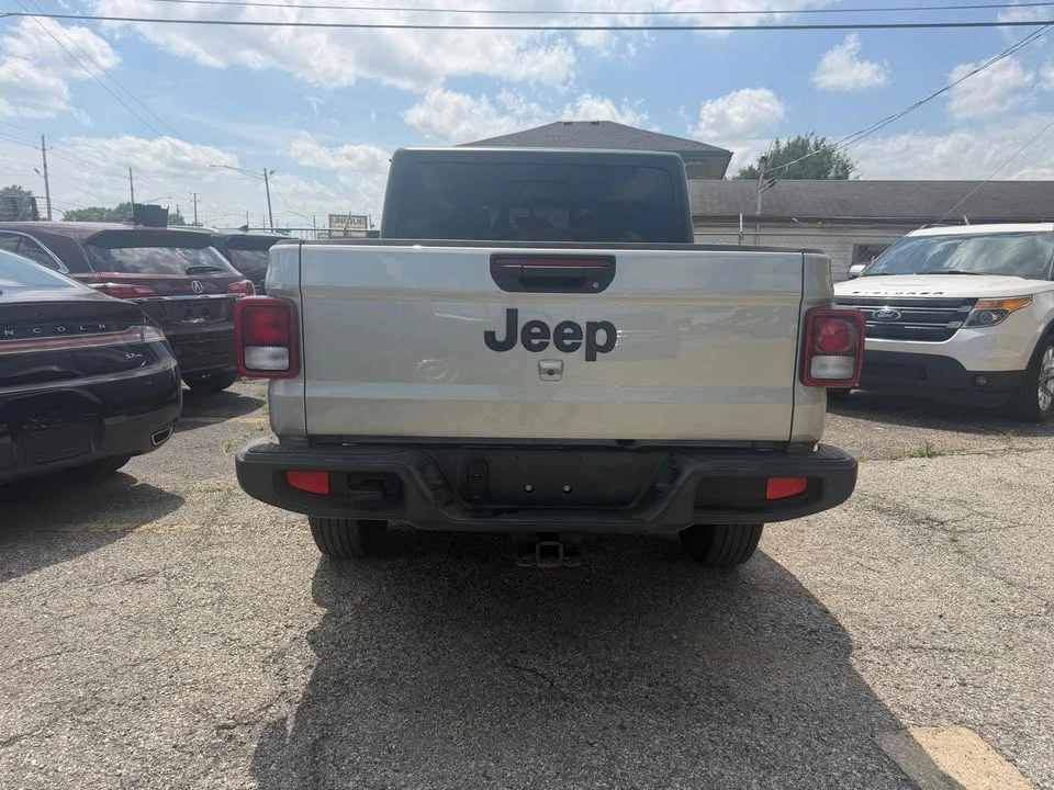 2023 Jeep JT Gladiator - Image 5 of 20