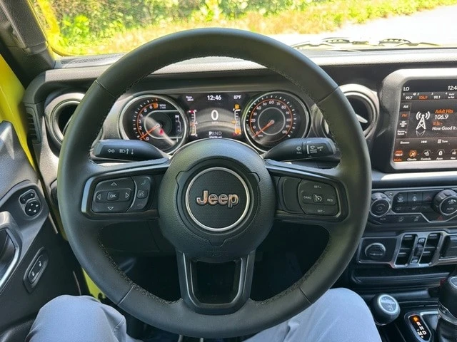 2023 Jeep JT Gladiator - Image 19 of 30