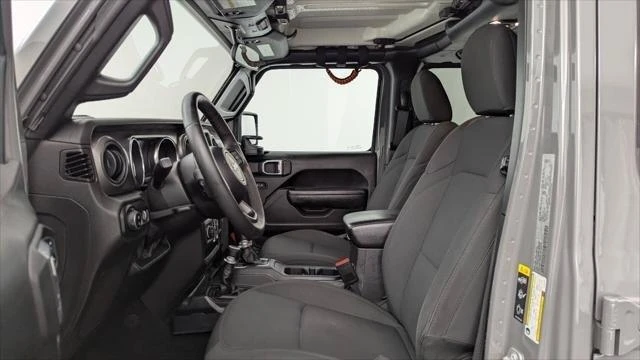 2023 Jeep JT Gladiator - Image 13 of 20