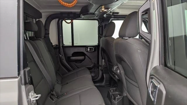 2023 Jeep JT Gladiator - Image 17 of 20